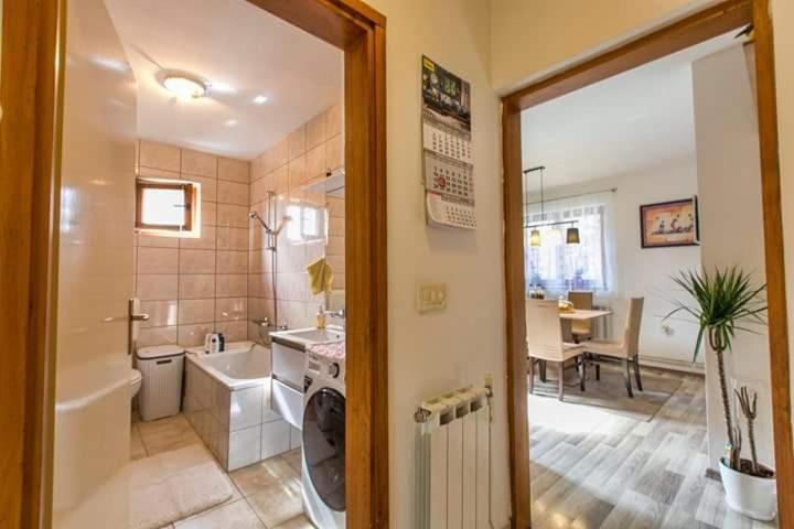 Villa Guesthause Sunny Lika Gospić Exterior foto